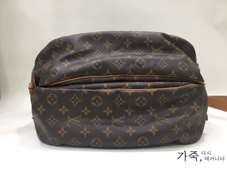 루이비통 소뮤르 35 쌍둥이백 크로스백 Louis Vuitton