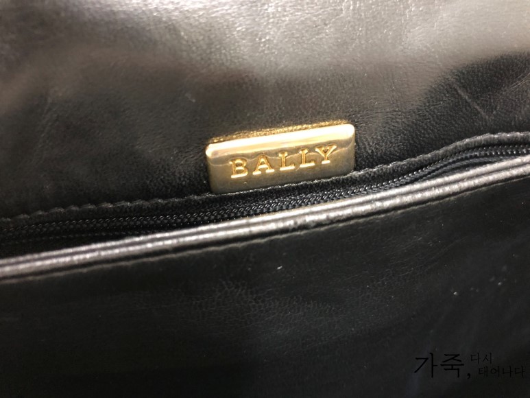 BALLY 발리 양가죽 스티치 토트백 / 토드백