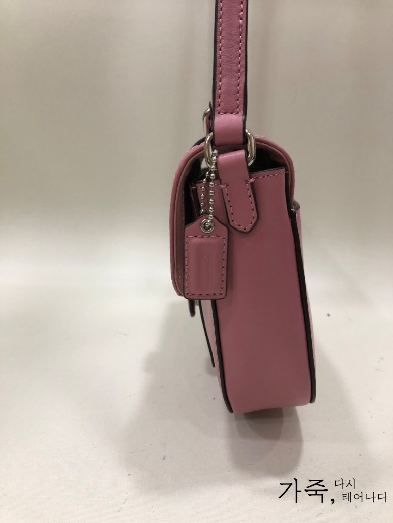 Coach 코치 분홍 크로스백