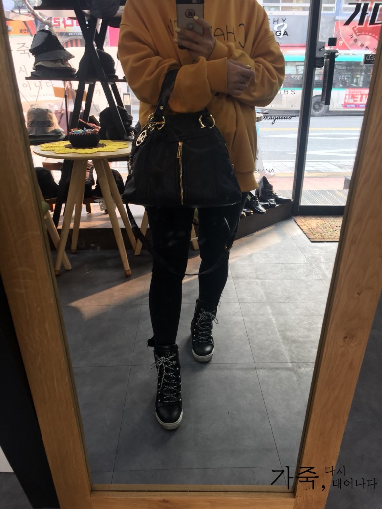 Micheal Kors 마이클 코어스 양가죽 투웨이백